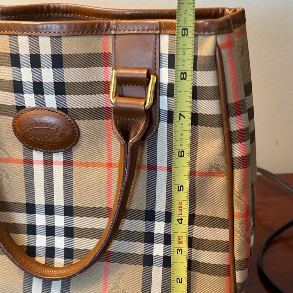 Burberry Vintage Tan and Brown Checkered Tote - Picture 15 of 15